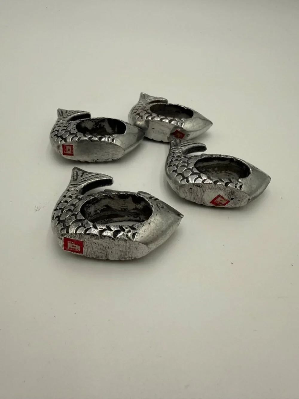 Set Of 4 Handcrafted Silver Fish Napkin Rings Pewter Table Dinning